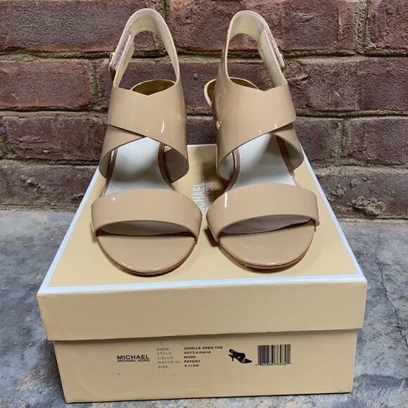 Michael Kors Nude Patent Joselle Open Toe Pump - Picture 11 of 12